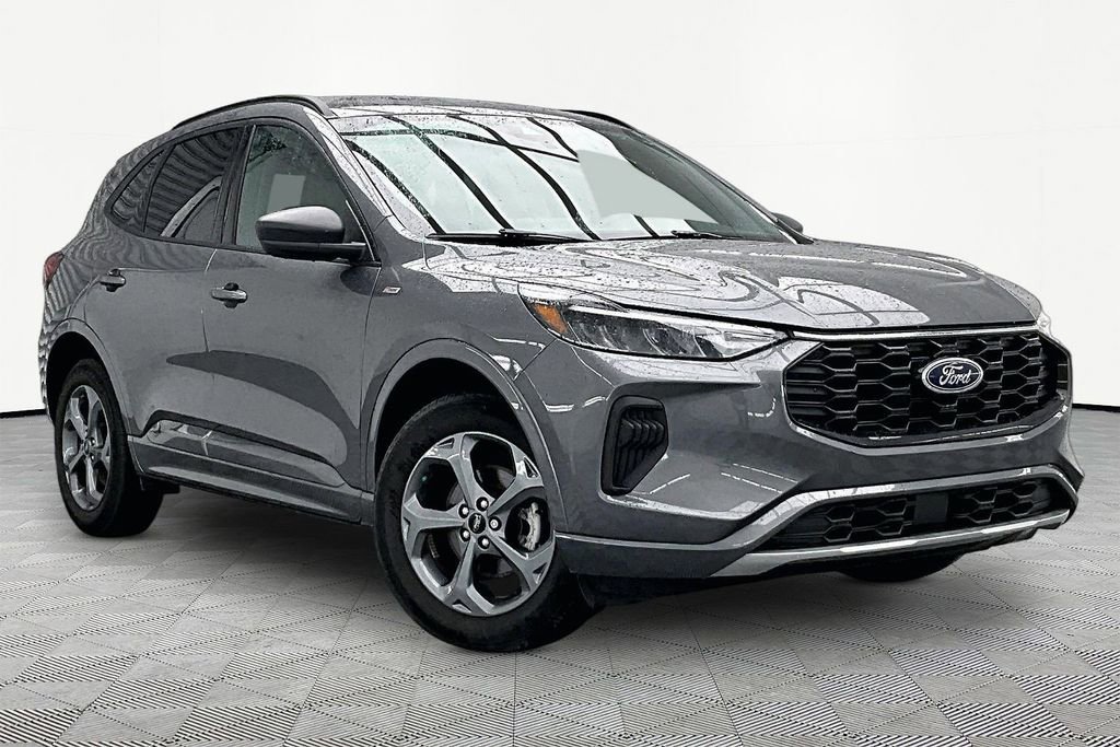 Certified 2023 Ford Escape ST-Line w/ Tech Pack #1 AWD/4WD image 12