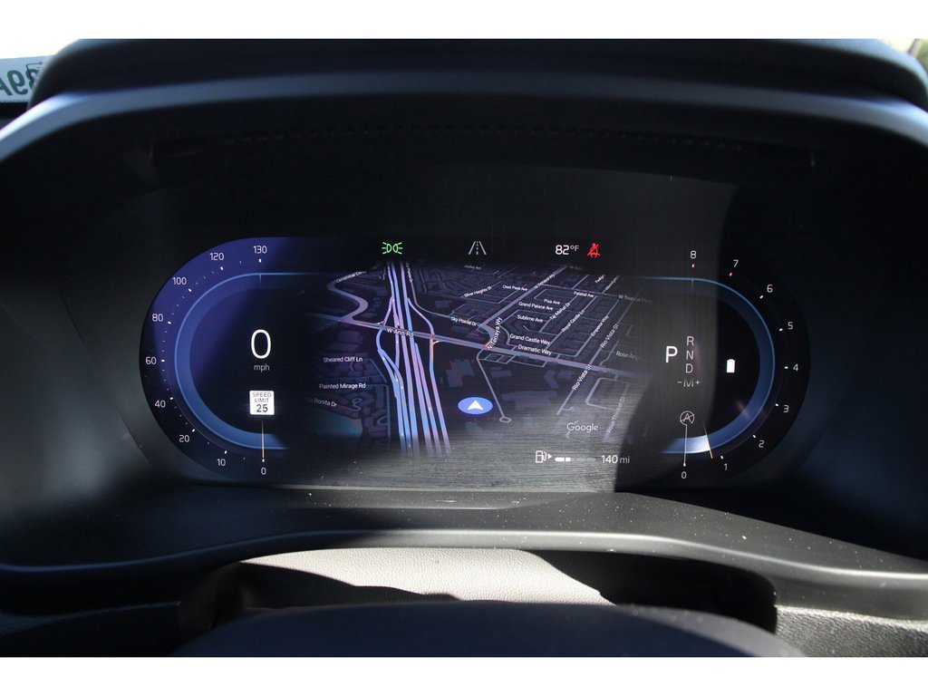 Used 2023 Volvo XC40 B5 Plus w/ Driver Assist Package image 32