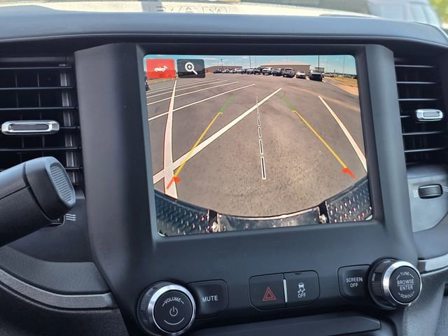 Used 2024 RAM 3500 Tradesman w/ Chrome Appearance Group image 10