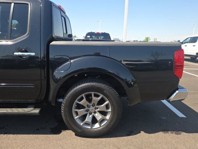 Used 2019 Nissan Frontier SL RWD image 12