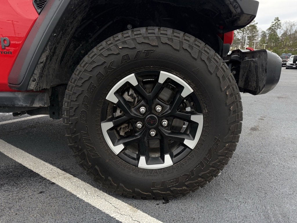 Used 2024 Jeep Gladiator Rubicon w/ Technology Group image 34