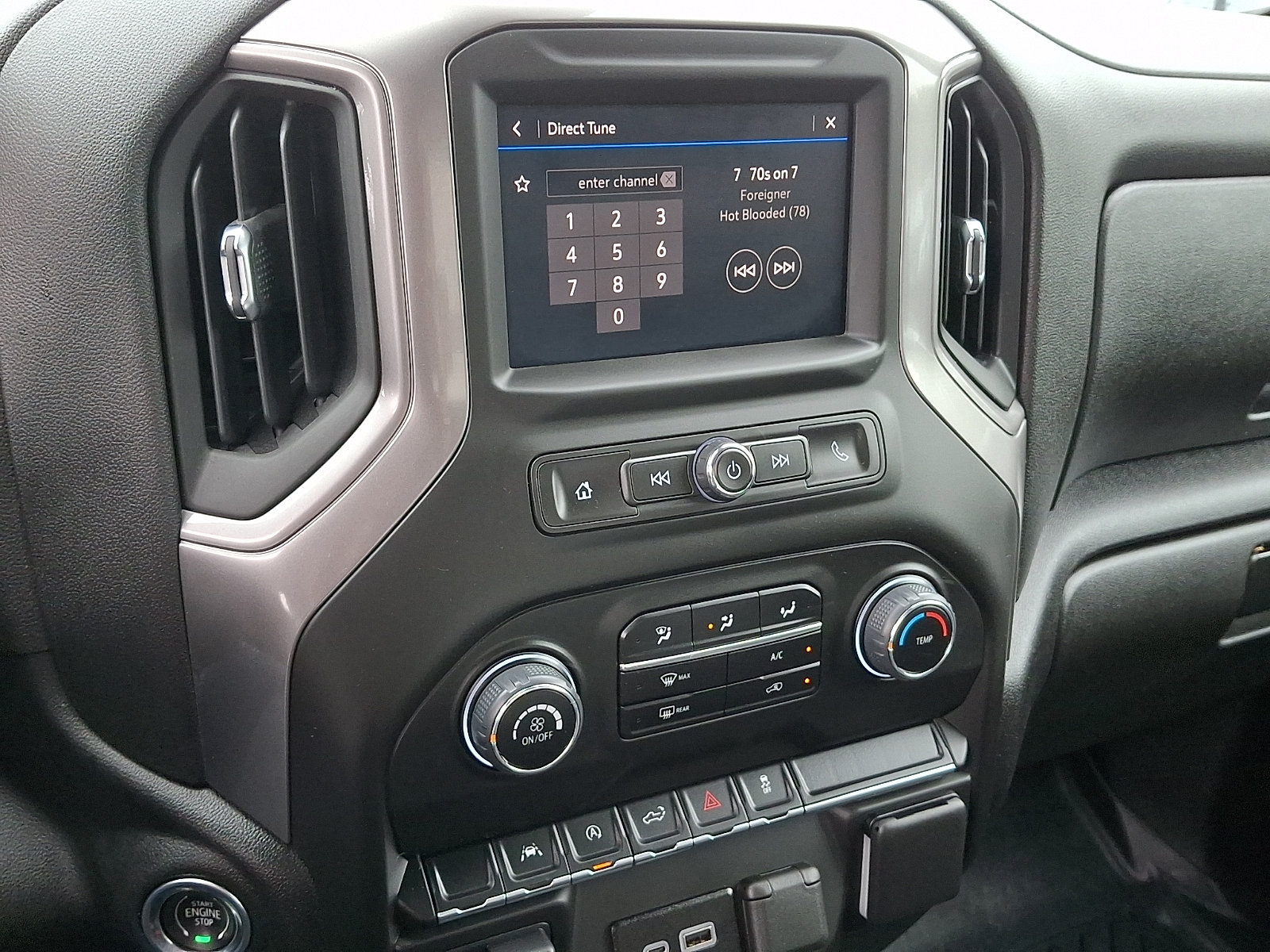 Used 2024 Chevrolet Silverado 1500 Custom AWD/4WD image 23