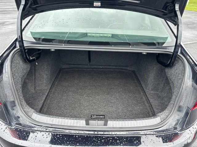 Used 2019 Volkswagen Jetta R-Line FWD image 13