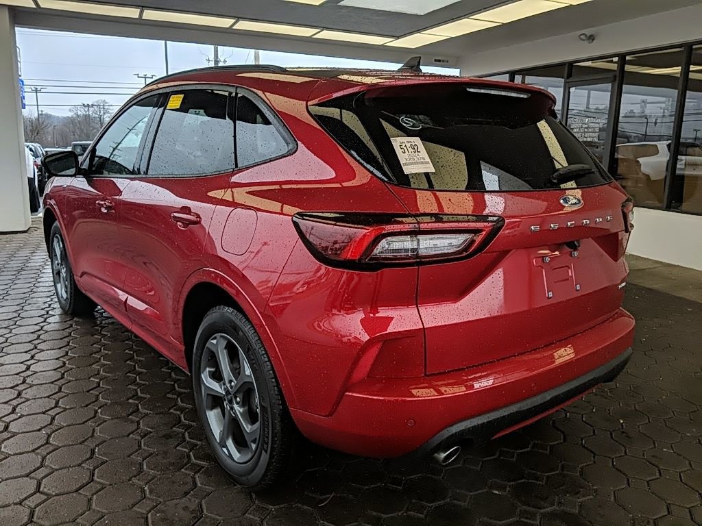 Certified 2024 Ford Escape ST-Line w/ Tech Pack #1 image 8