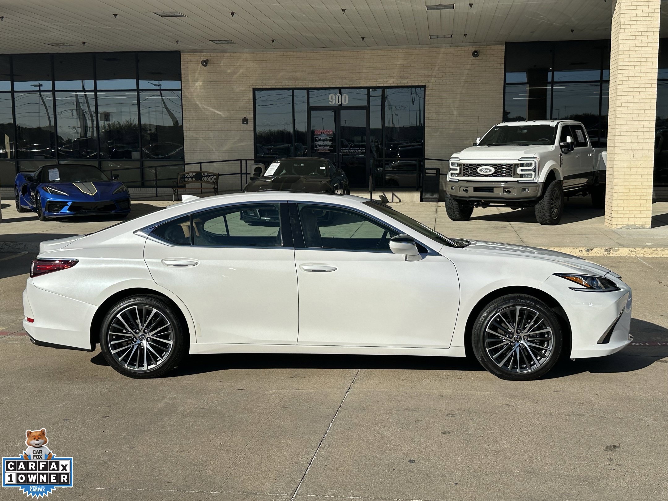 Used 2023 Lexus ES 350 w/ Premium Package FWD image 4