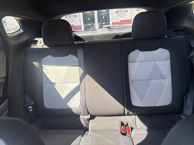 Used 2025 Chevrolet Trax RS w/ Sunroof Package FWD image 16
