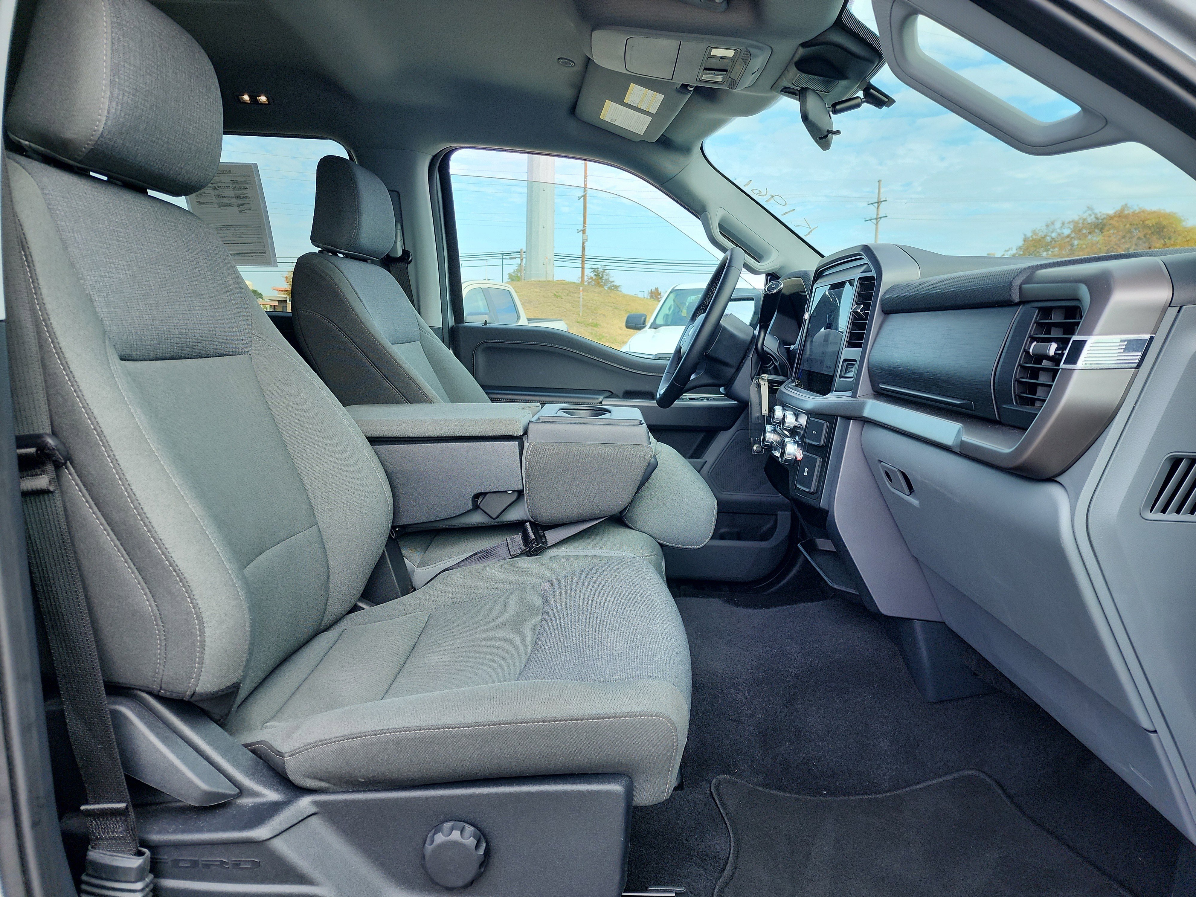 Certified 2025 Ford F150 XLT w/ Equipment Group 301A Standard image 15