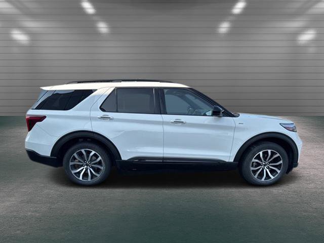 Certified 2022 Ford Explorer ST-Line w/ Class IV Trailer Tow Package image 6