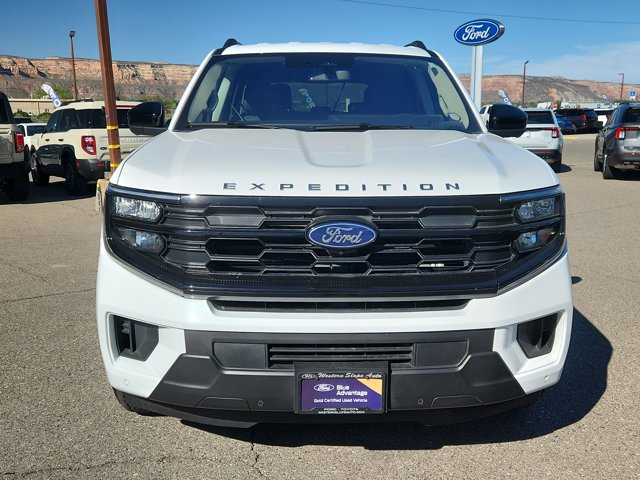 Certified 2025 Ford Expedition Active AWD/4WD image 6