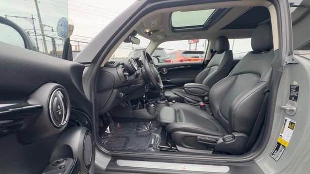 Used 2019 MINI Cooper S image 16