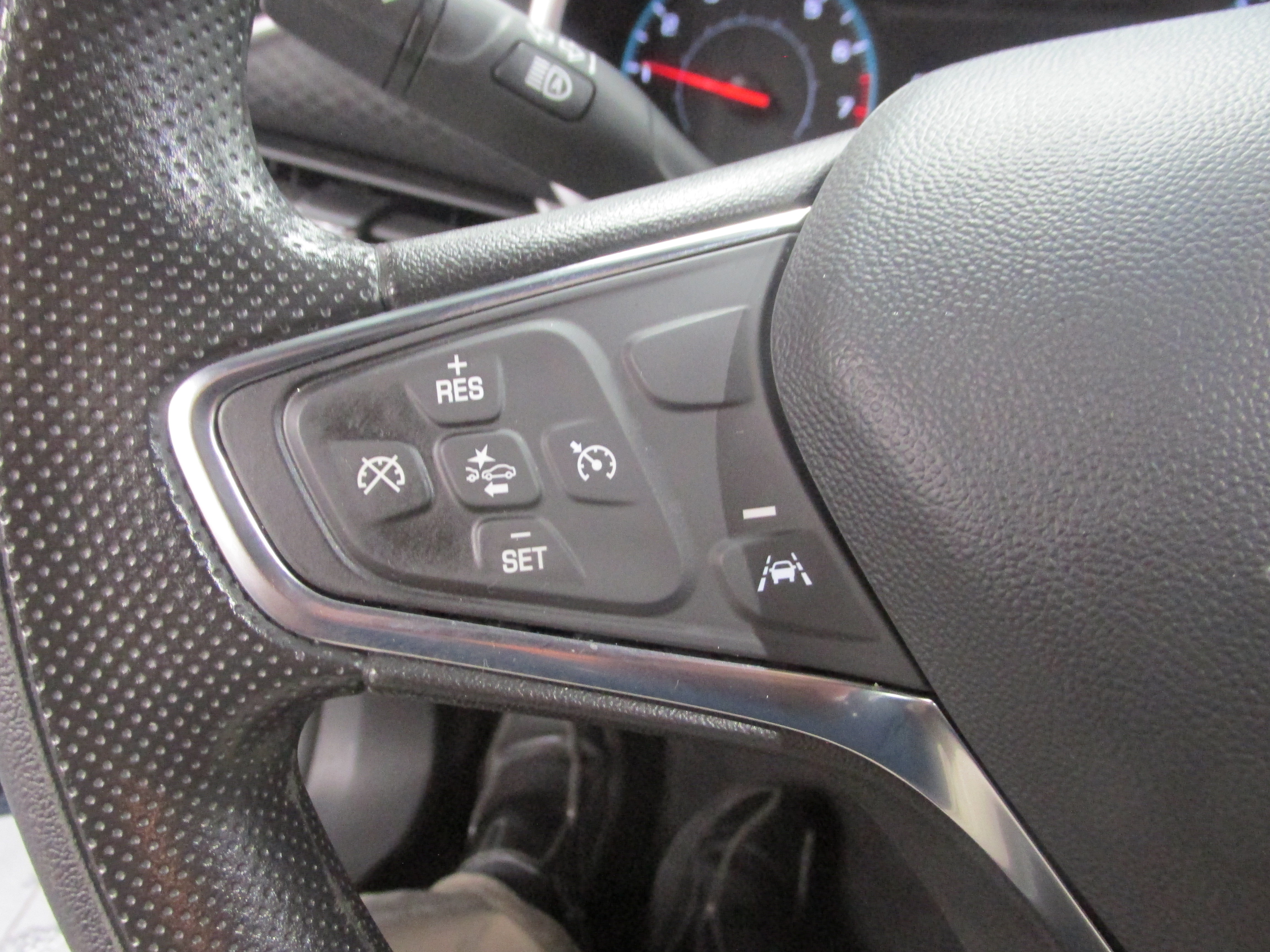 Used 2025 Chevrolet Malibu LT FWD image 28