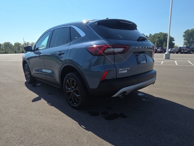 Certified 2023 Ford Escape Active AWD/4WD image 14