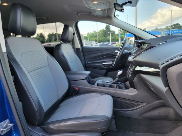 Certified 2019 Ford Escape SE FWD image 23