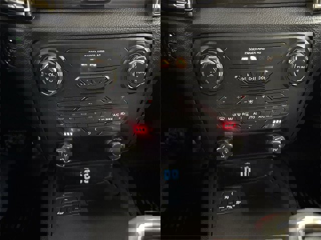 Certified 2021 Ford Ranger Lariat w/ Equipment Group 501A High image 11