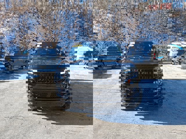 Used 2022 Jeep Wagoneer Series II image 2