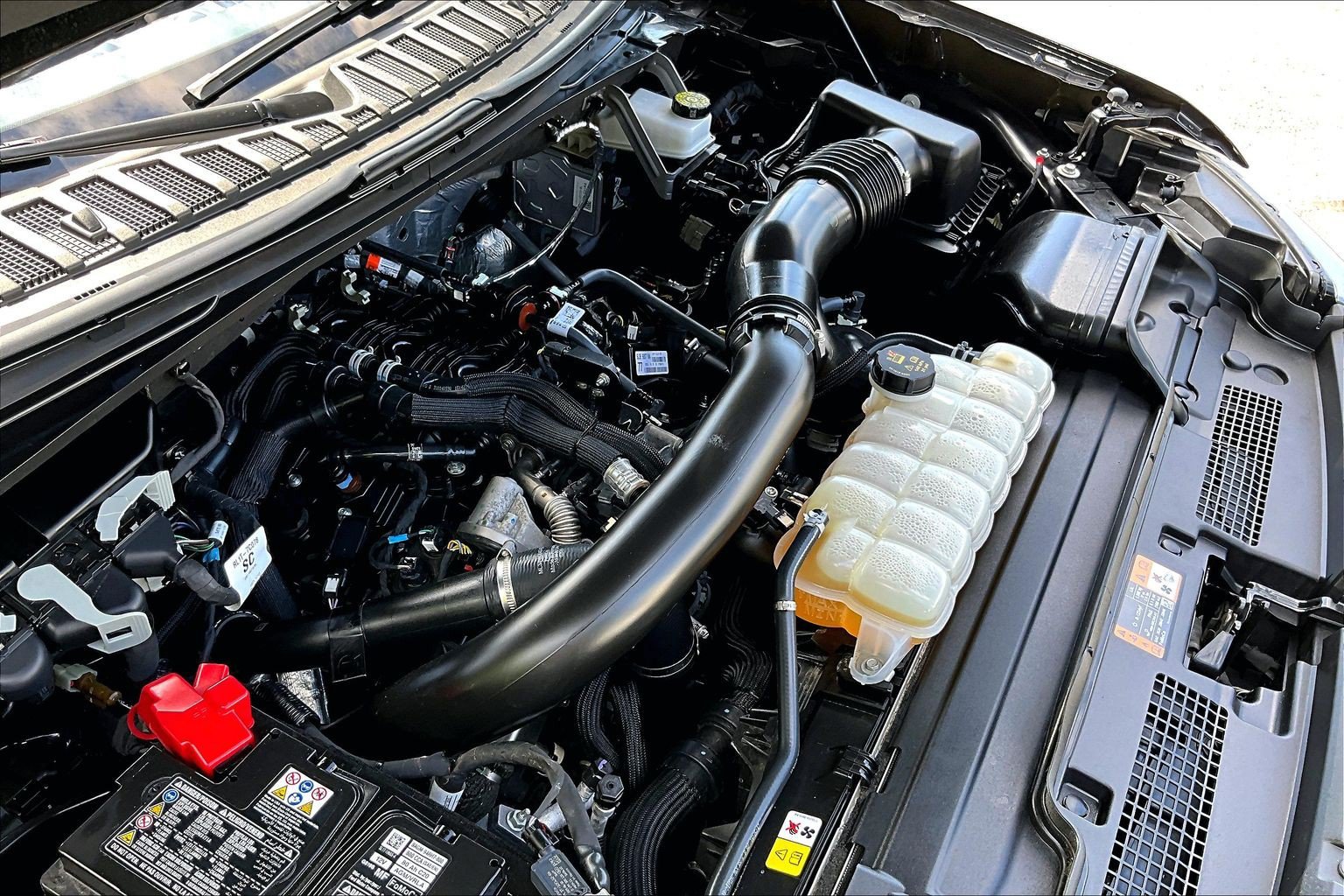 Certified 2025 Ford Expedition Active RWD image 33