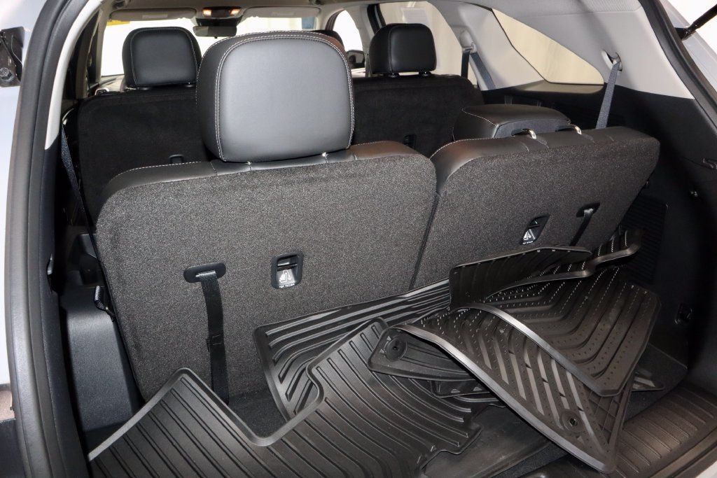 Used 2026 Kia Sorento S FWD image 15