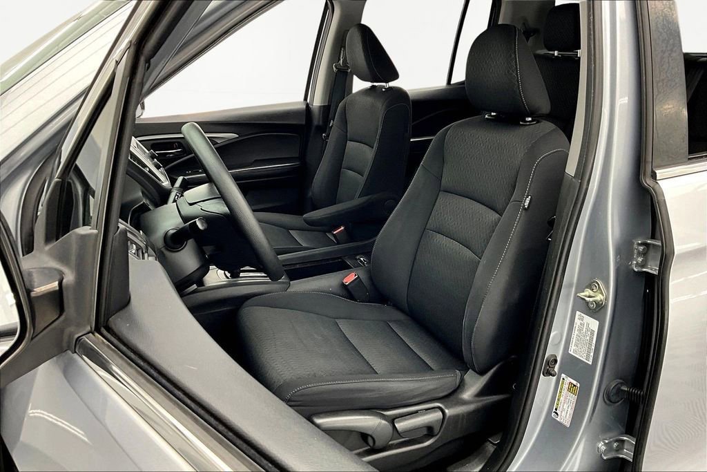 Used 2019 Honda Ridgeline RT image 26