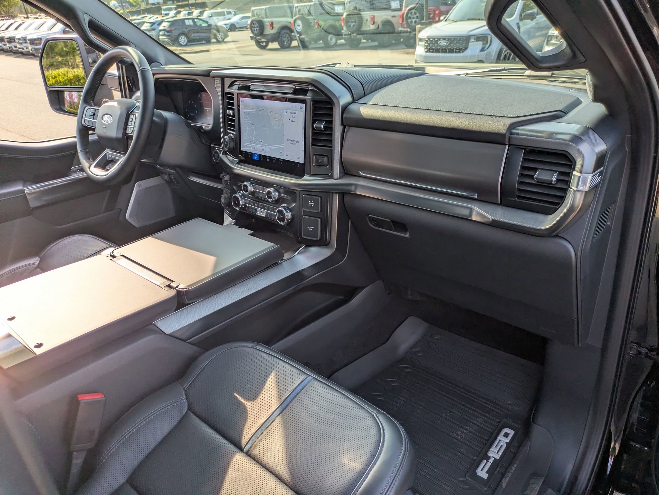 Certified 2025 Ford F150 Platinum w/ Equipment Group 702A High image 44