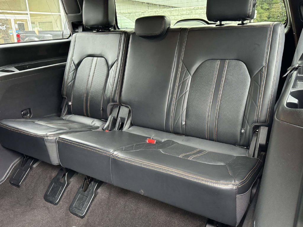 Certified 2023 Ford Expedition Platinum AWD/4WD image 18