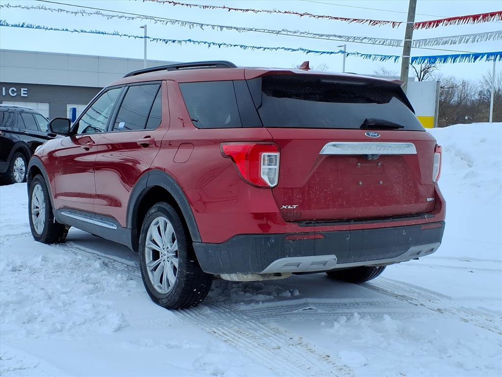 Certified 2020 Ford Explorer XLT w/ Equipment Group 202A image 17