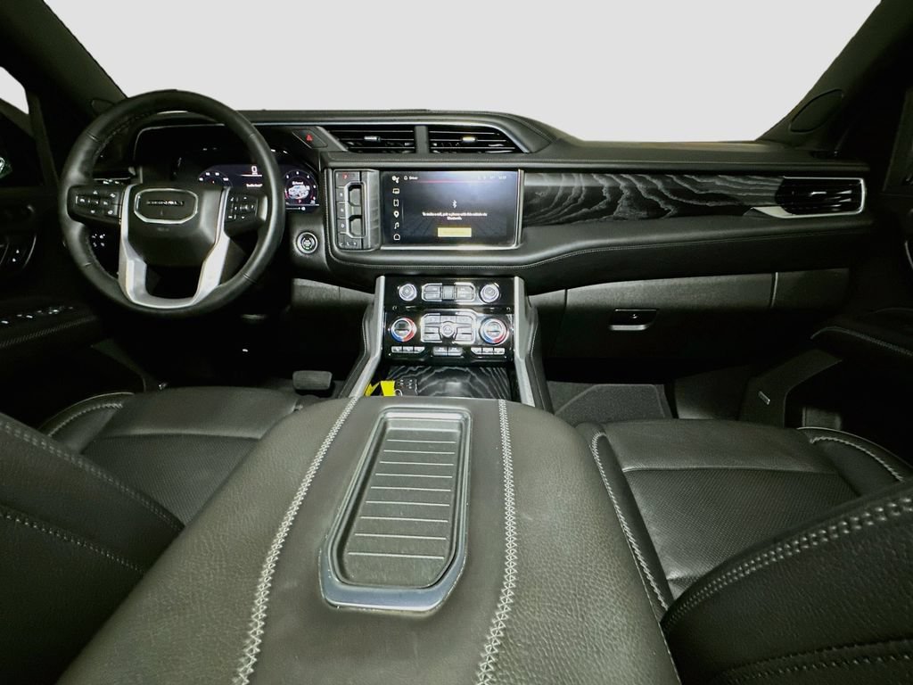 Used 2023 GMC Yukon Denali AWD/4WD image 11
