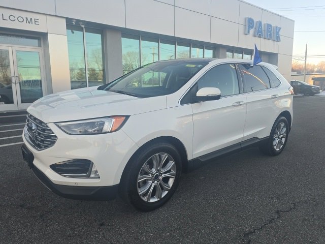 Certified 2022 Ford Edge Titanium w/ Equipment Group 301A image 2