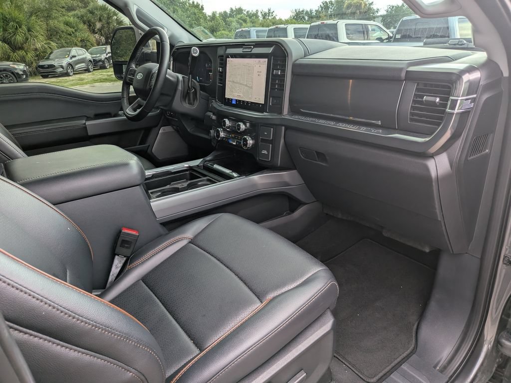 Certified 2025 Ford F350 Lariat AWD/4WD image 16