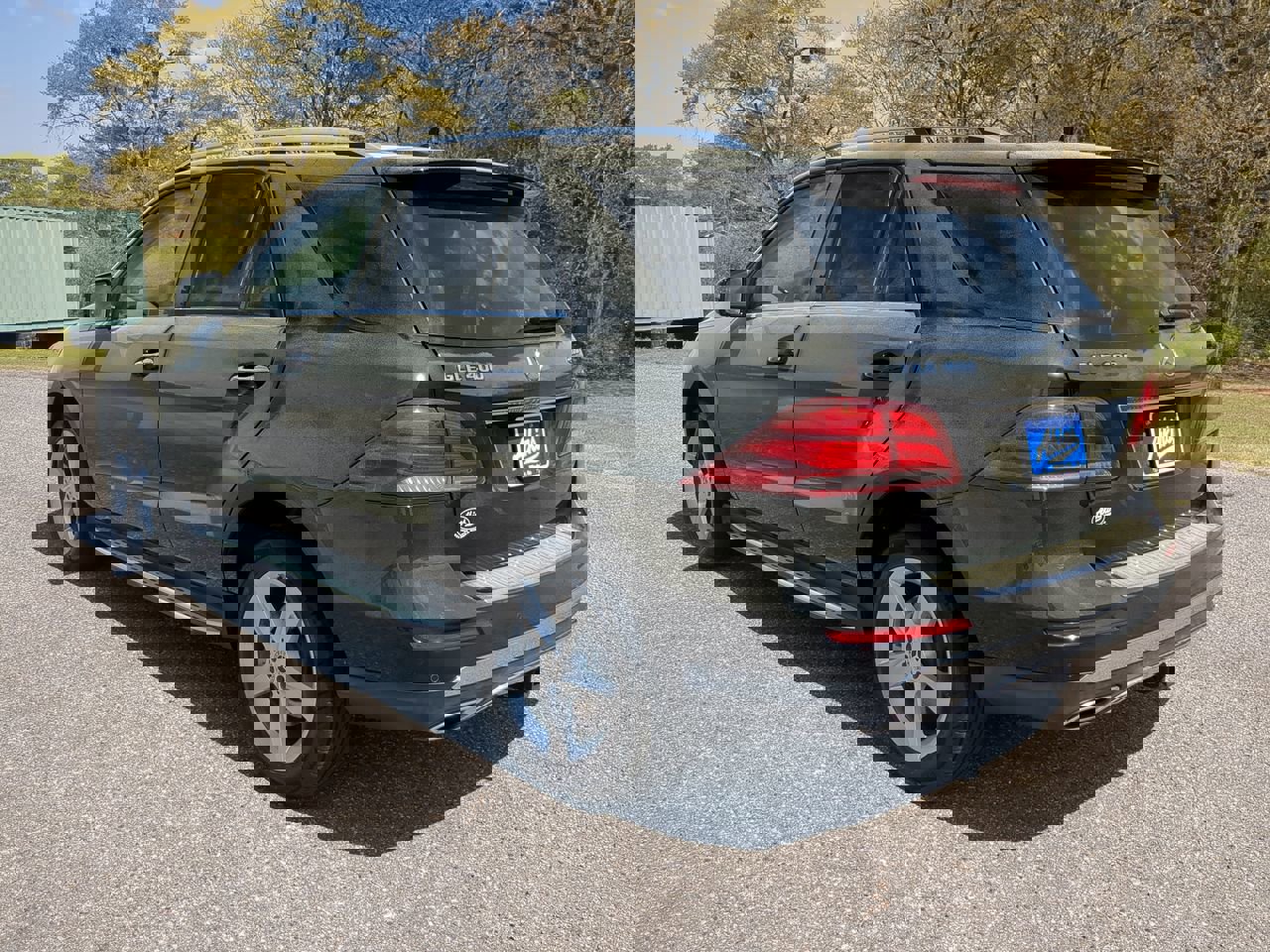 Used 2019 Mercedes-Benz GLE 400 4MATIC image 2