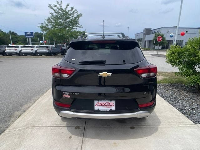 Used 2023 Chevrolet TrailBlazer LT w/ Convenience Package AWD/4WD image 7