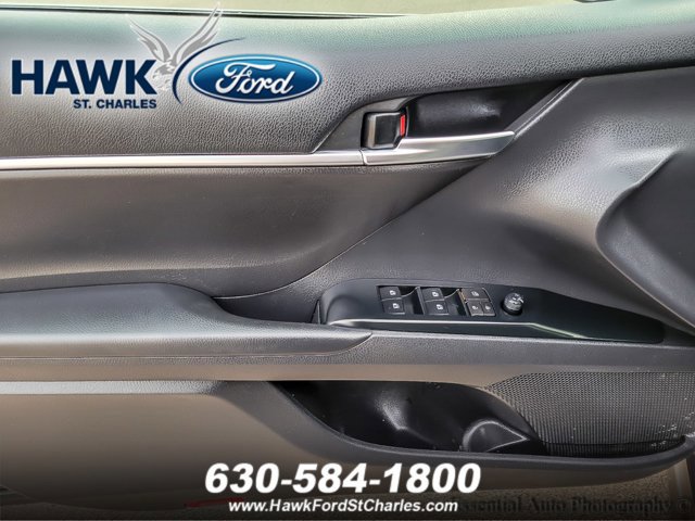 Used 2020 Toyota Camry SE image 16