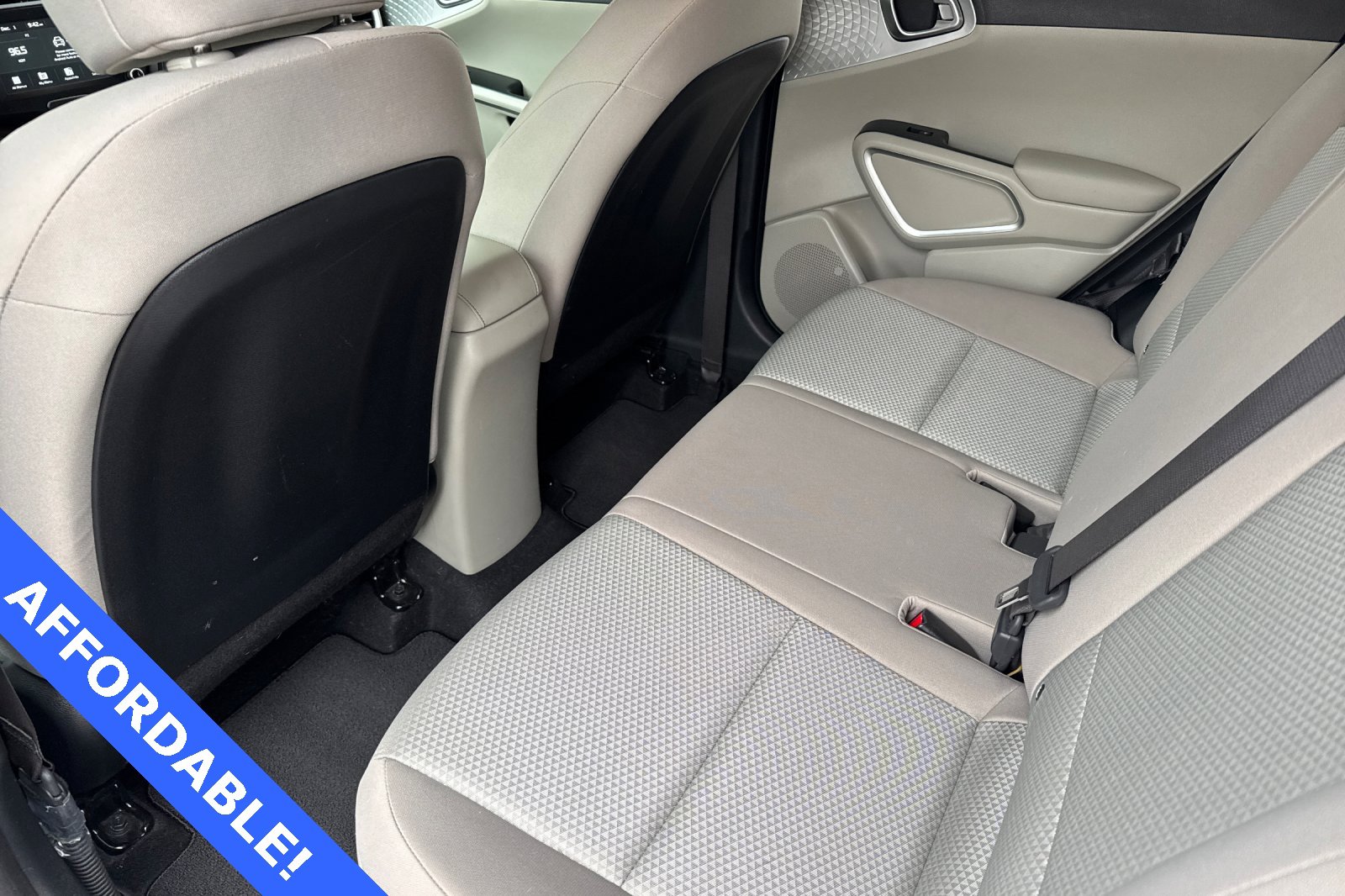 Used 2021 Kia Soul LX image 13