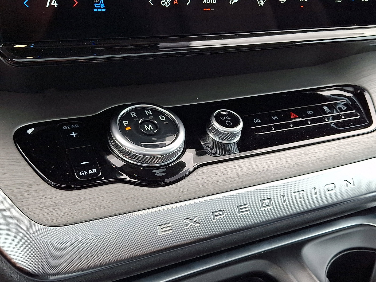Certified 2025 Ford Expedition Max Platinum AWD/4WD image 19