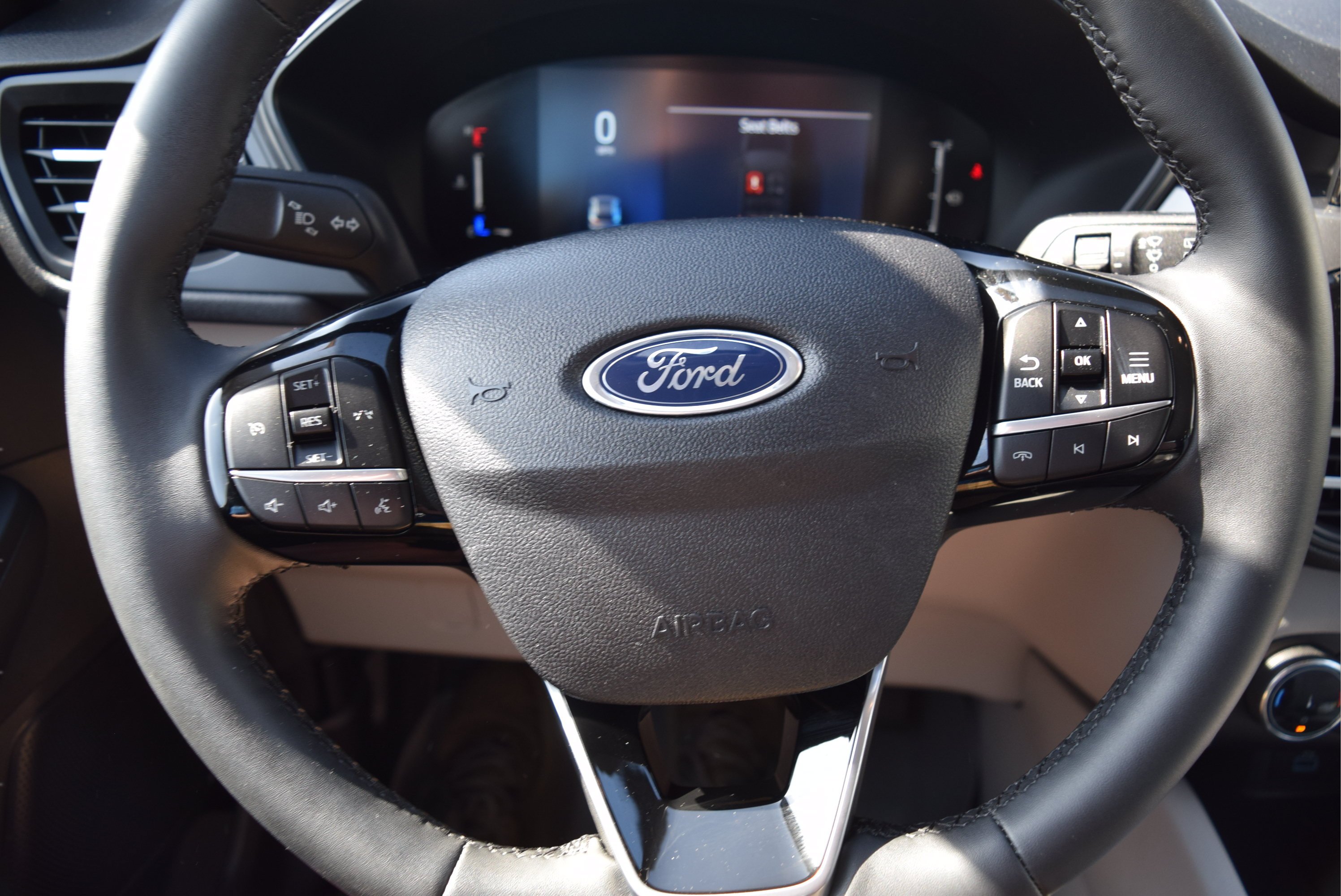 Certified 2023 Ford Escape Active AWD/4WD image 10