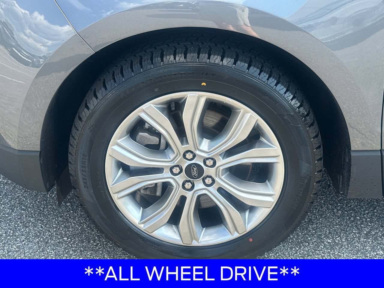 Certified 2024 Ford Edge Titanium AWD/4WD image 13