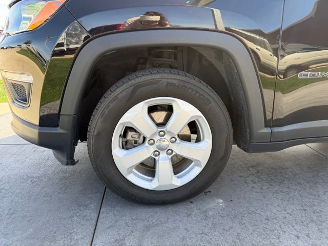 Used 2019 Jeep Compass Latitude image 4