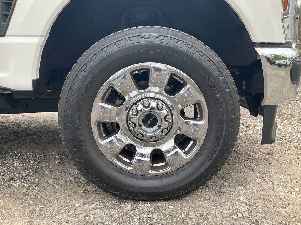 Certified 2025 Ford F250 King Ranch w/ Chrome Package image 10