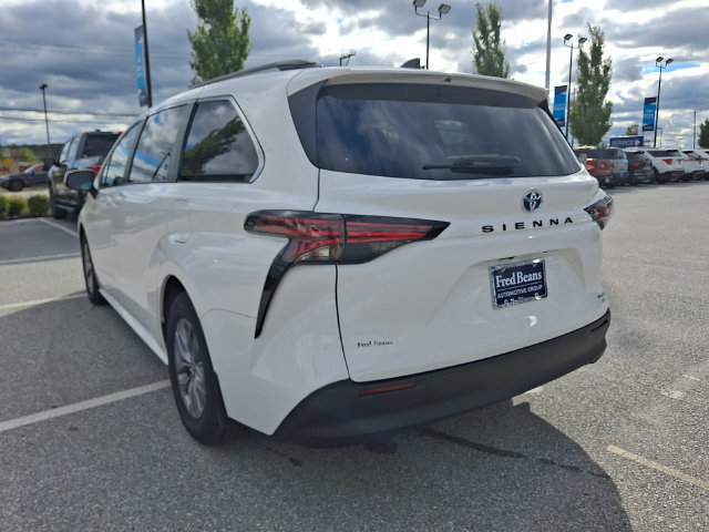 Used 2022 Toyota Sienna LE FWD image 10