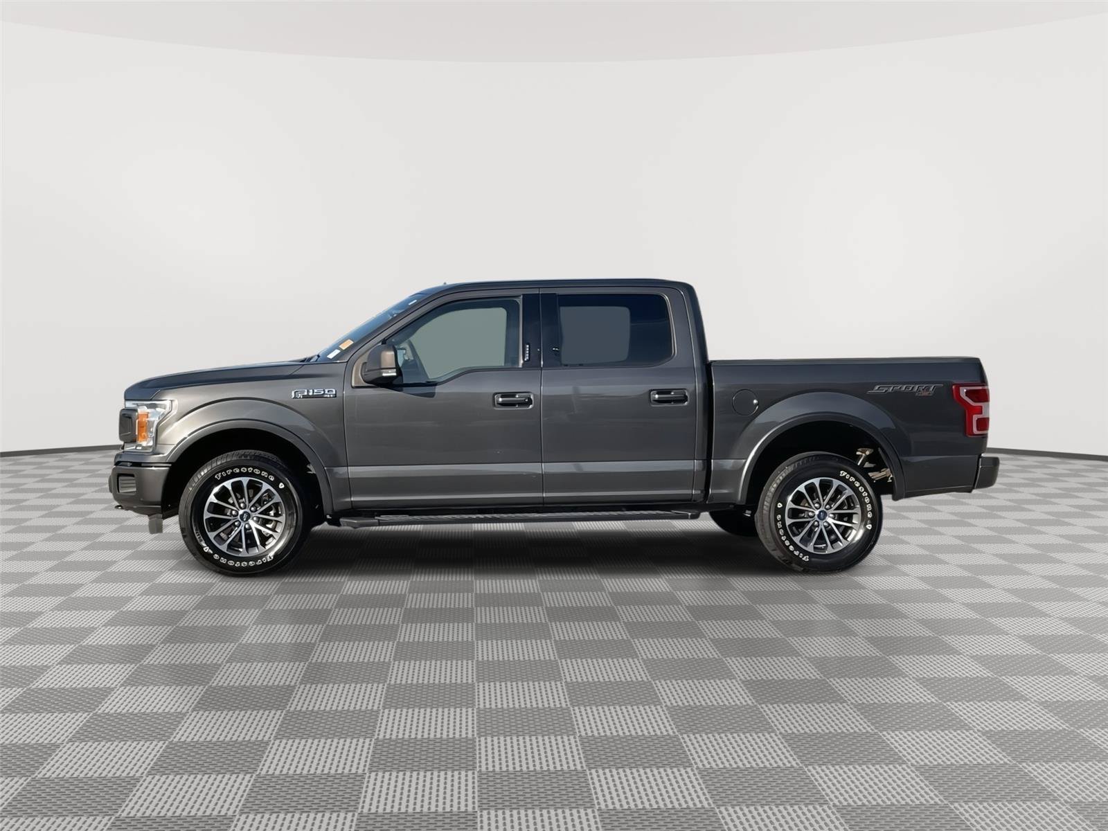 Certified 2019 Ford F150 XLT w/ Equipment Group 302A Luxury AWD/4WD image 2