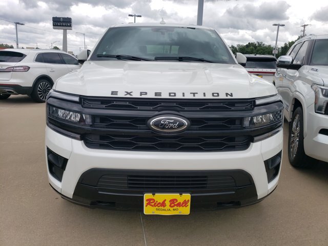 Certified 2022 Ford Expedition Limited AWD/4WD image 5