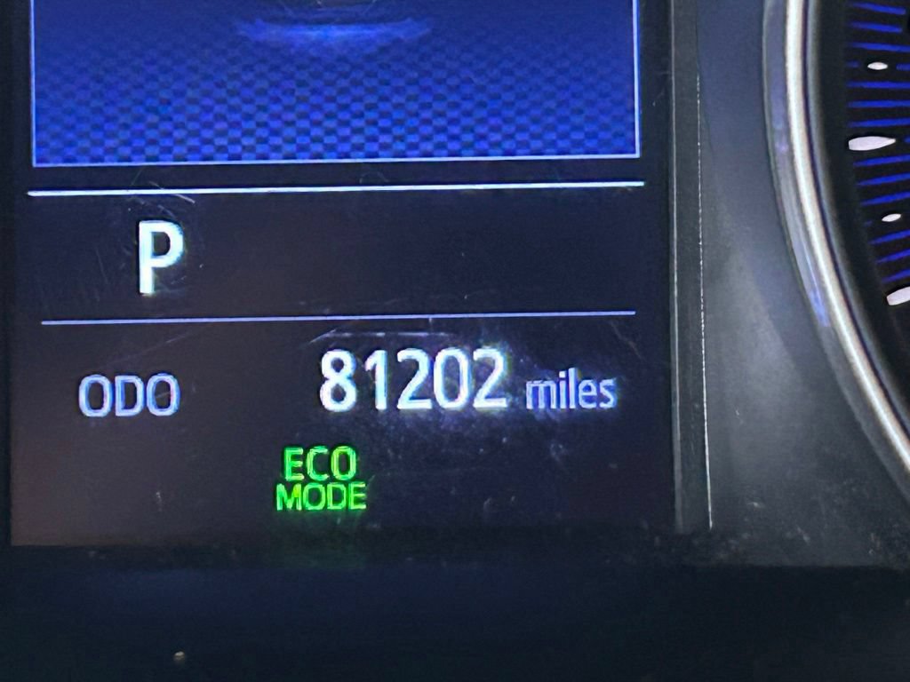 Used 2019 Toyota C-HR XLE FWD image 36