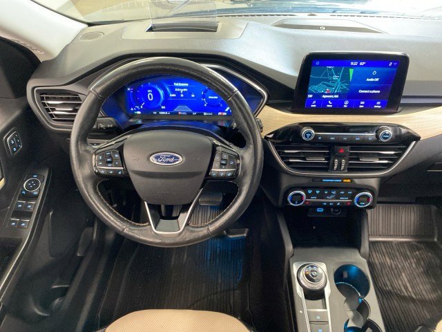 Certified 2021 Ford Escape Titanium w/ Titanium Elite Package AWD/4WD image 13