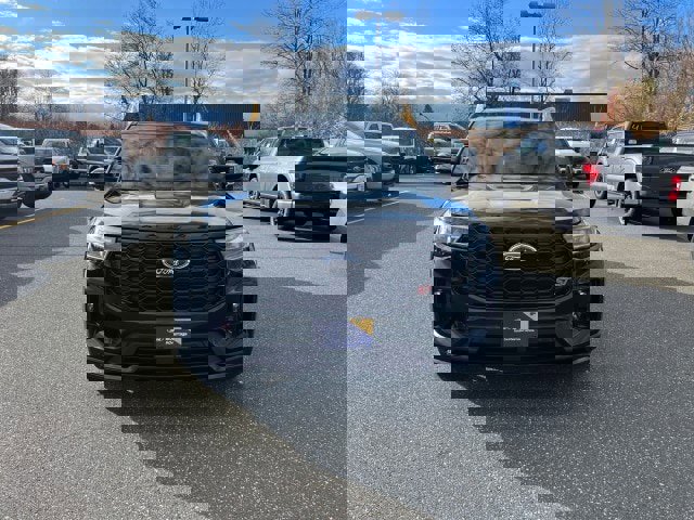 Certified 2025 Ford Explorer ST image 5