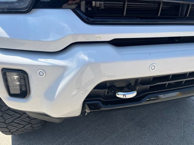 Used 2025 Chevrolet Silverado 2500 High Country AWD/4WD image 12