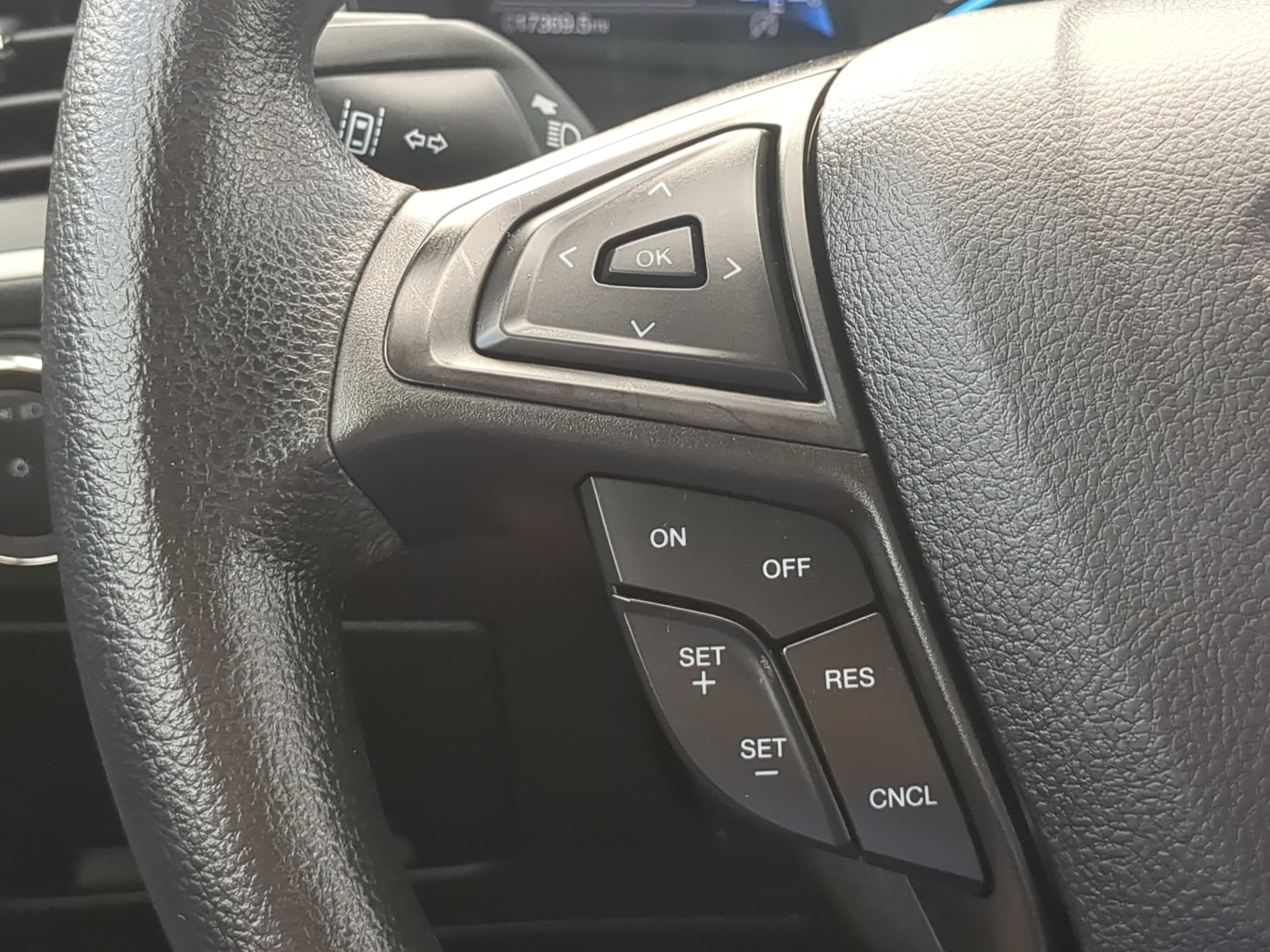 Certified 2024 Ford Edge SE w/ Black Appearance Package AWD/4WD image 21