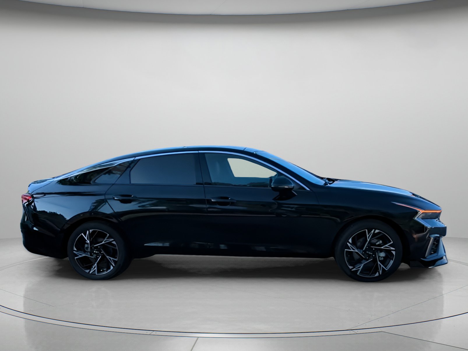 Used 2025 Kia K5 GT-Line w/ GT-Line Premium Package AWD/4WD image 32