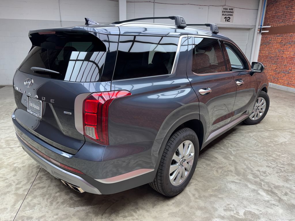 Used 2023 Hyundai Palisade SEL AWD/4WD image 5
