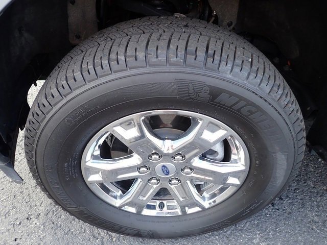 Certified 2022 Ford F150 XLT w/ Equipment Group 302A High image 12