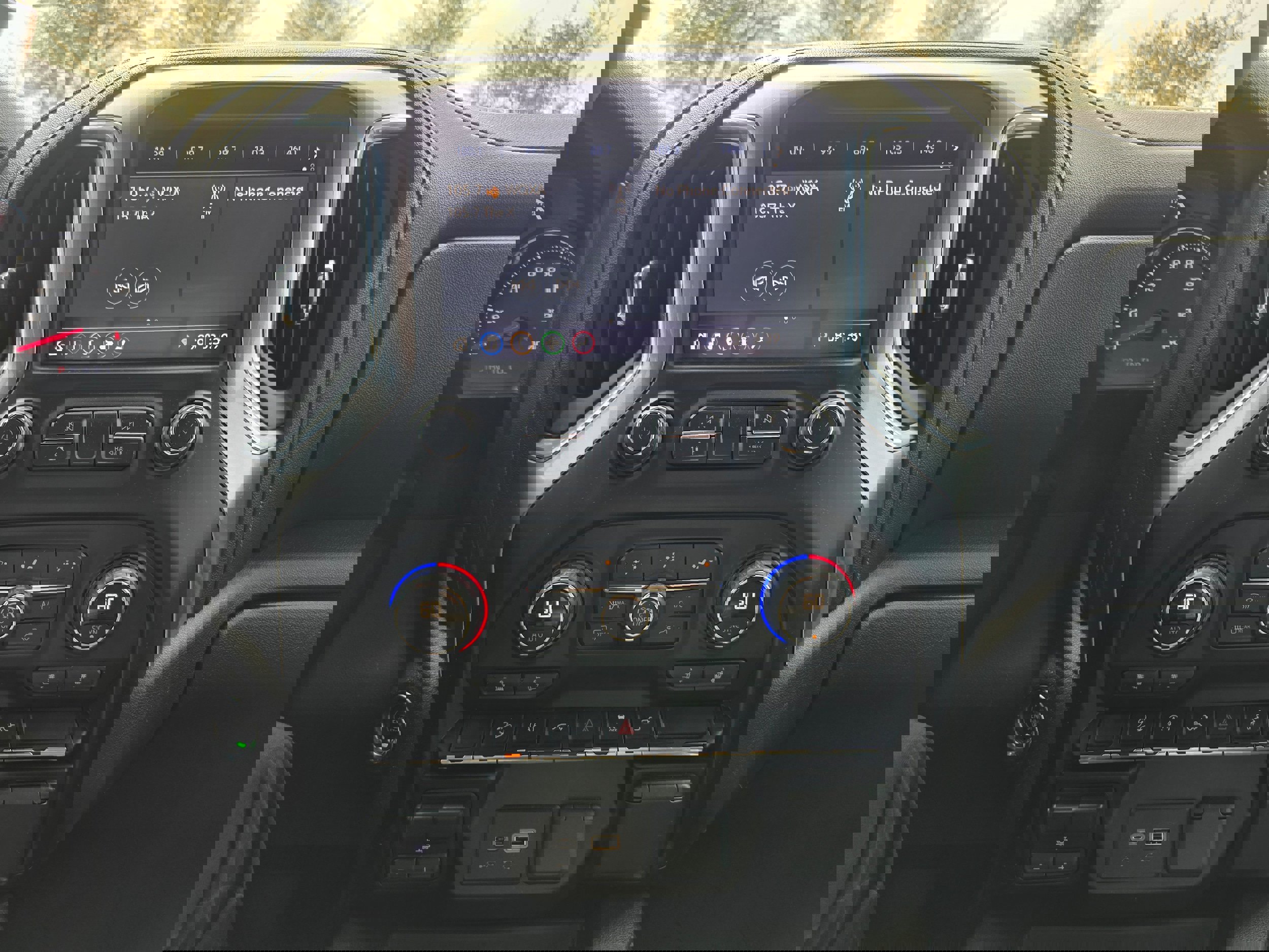 Used 2019 Chevrolet Silverado 1500 RST image 13