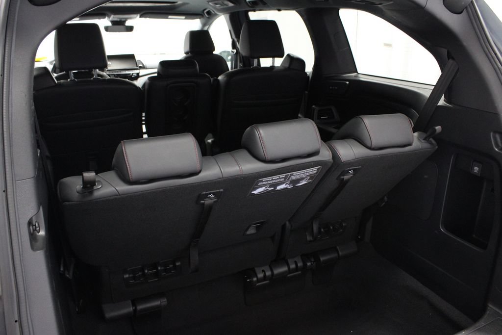 Used 2025 Honda Odyssey Sport-L image 17